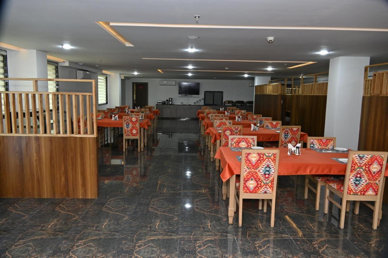 Hotel The Orange Zest Vithalpur Exterior foto